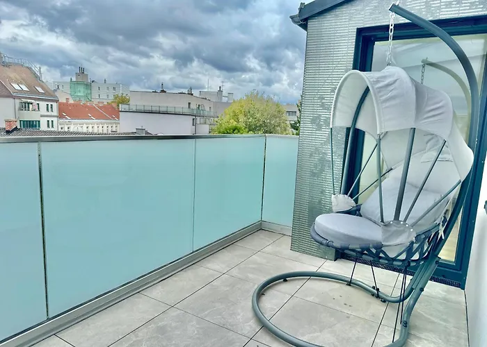 Asp Modern s With Balcony & Free Parking